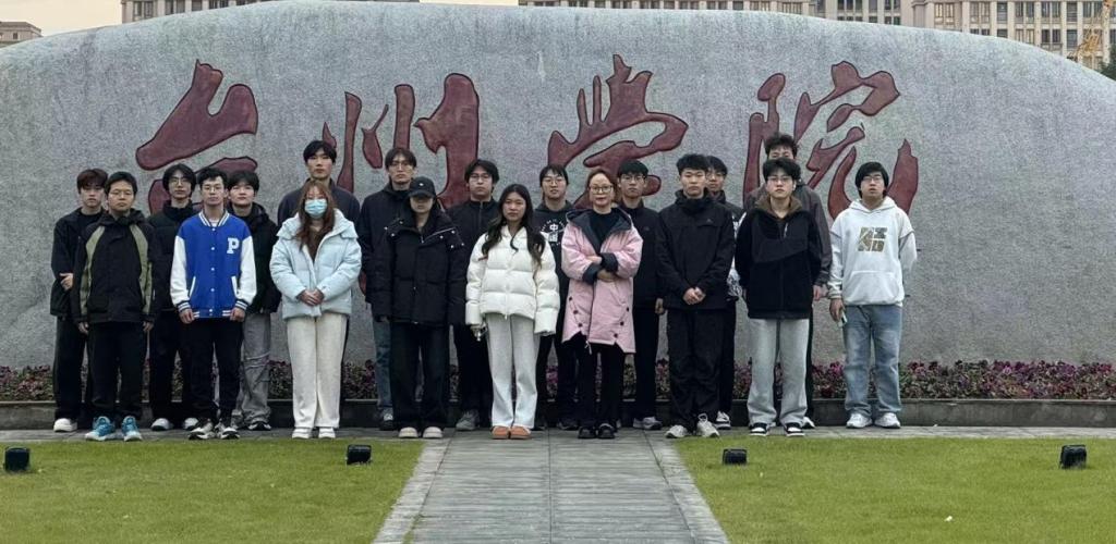 <b>24材控(中本)2【2024-2025学年“优良学风班”】</b>