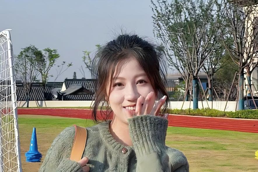 <b>陈茗园【2022-2023学年“十佳学习标兵”】</b>