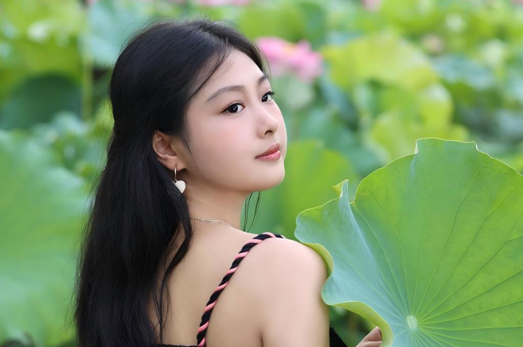 <b>楼依纯【2022-2023学年“十佳学习标兵”提名奖】</b>